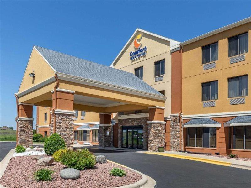 Comfort Inn & Suites Kenosha-Pleasant Prairie Exterior foto